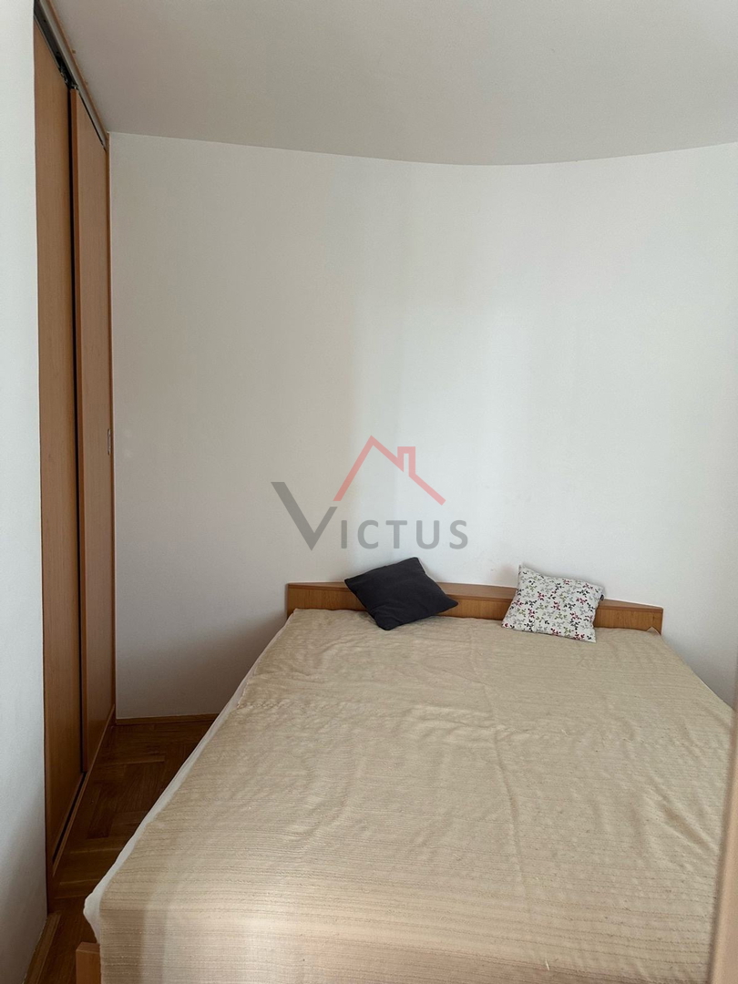 CRIKVENICA - 2 camere da letto + soggiorno con angolo cottura, appartamento con loggia, 56 m2