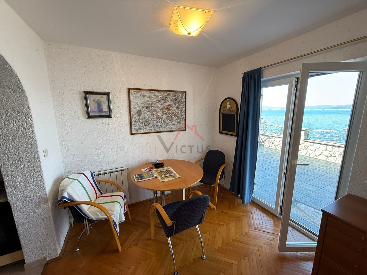 CRIKVENICA - Villa indipendente a 50 m dal mare