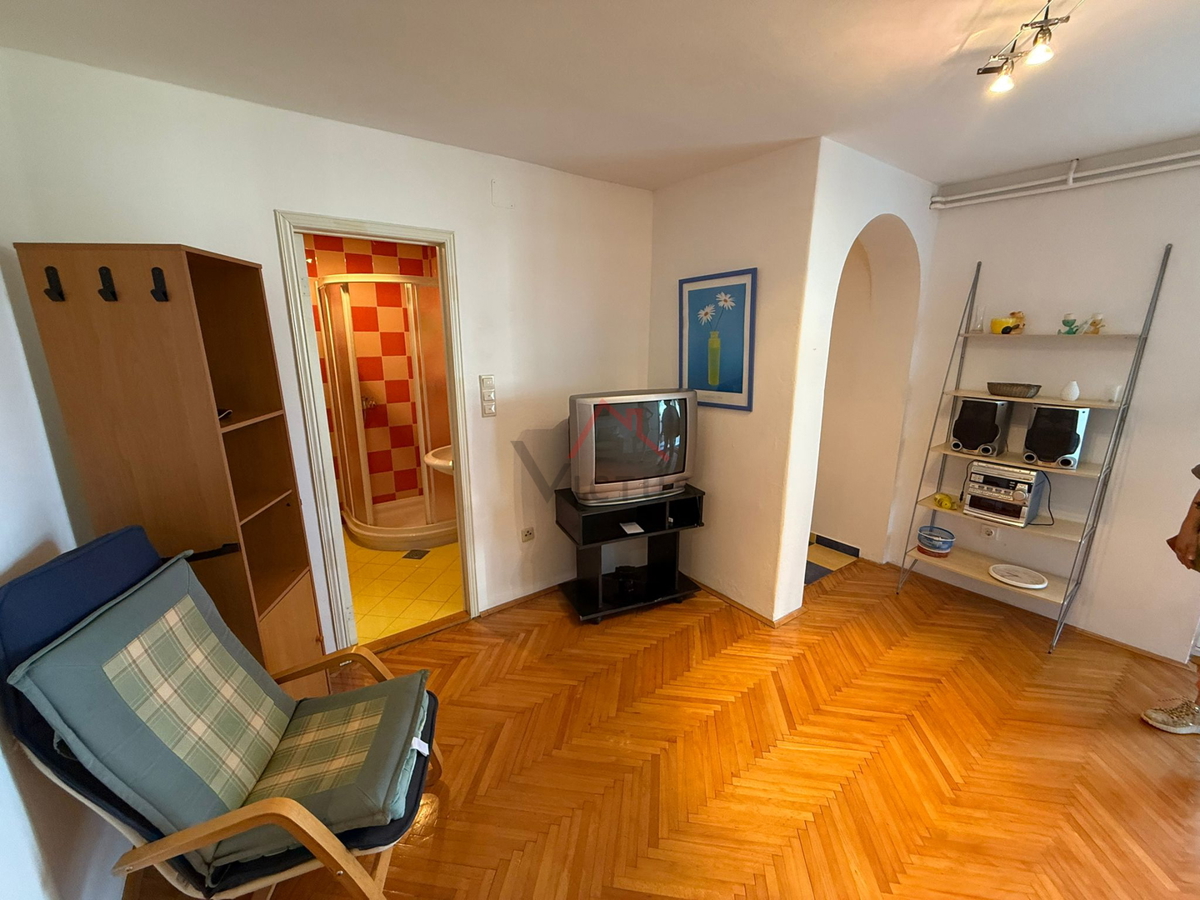 CRIKVENICA - Villa indipendente a 50 m dal mare