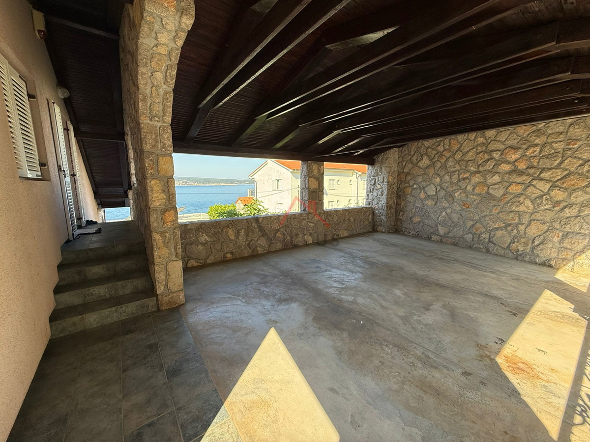 CRIKVENICA - Villa indipendente a 50 m dal mare