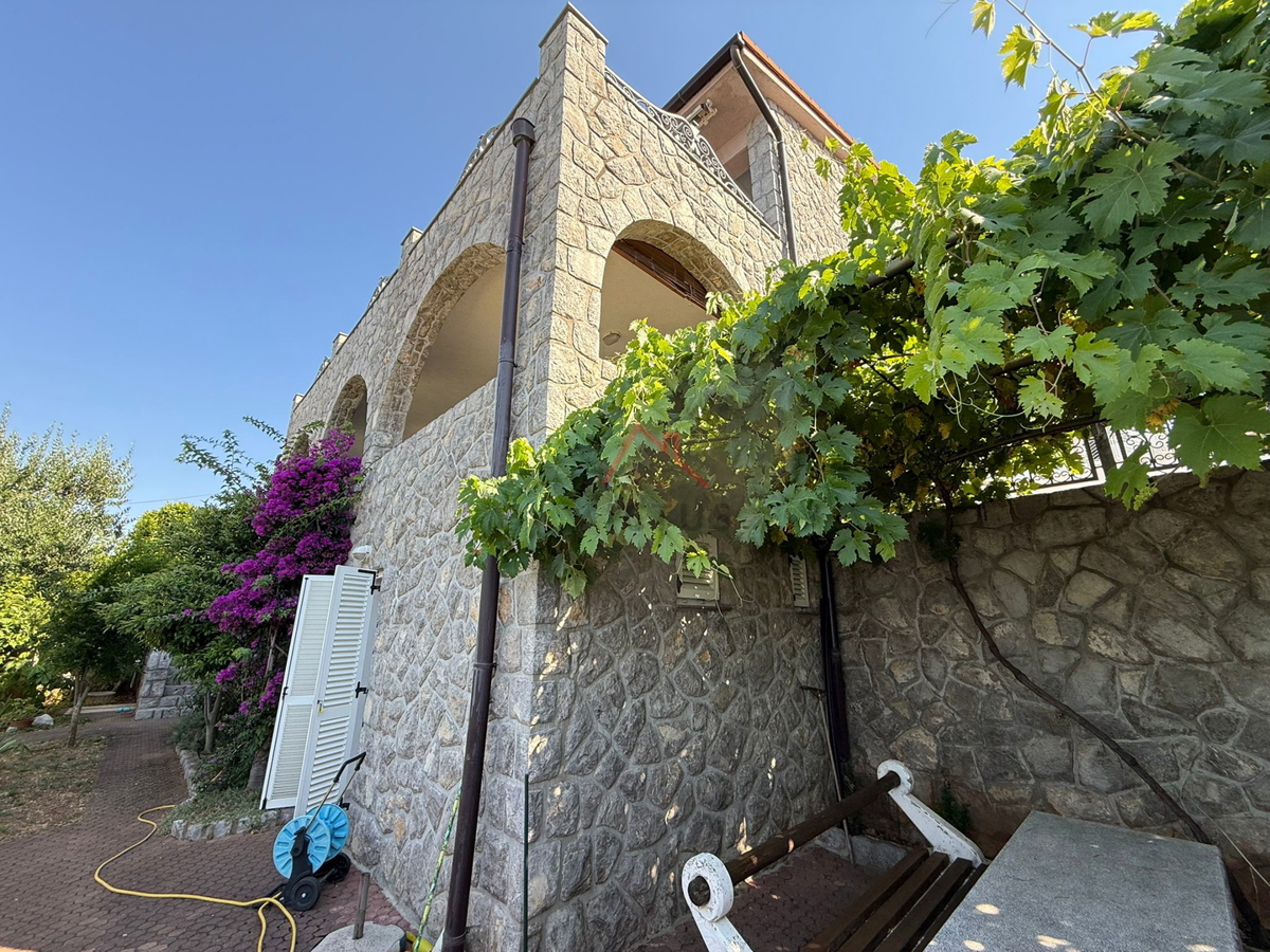 CRIKVENICA - Villa indipendente a 50 m dal mare