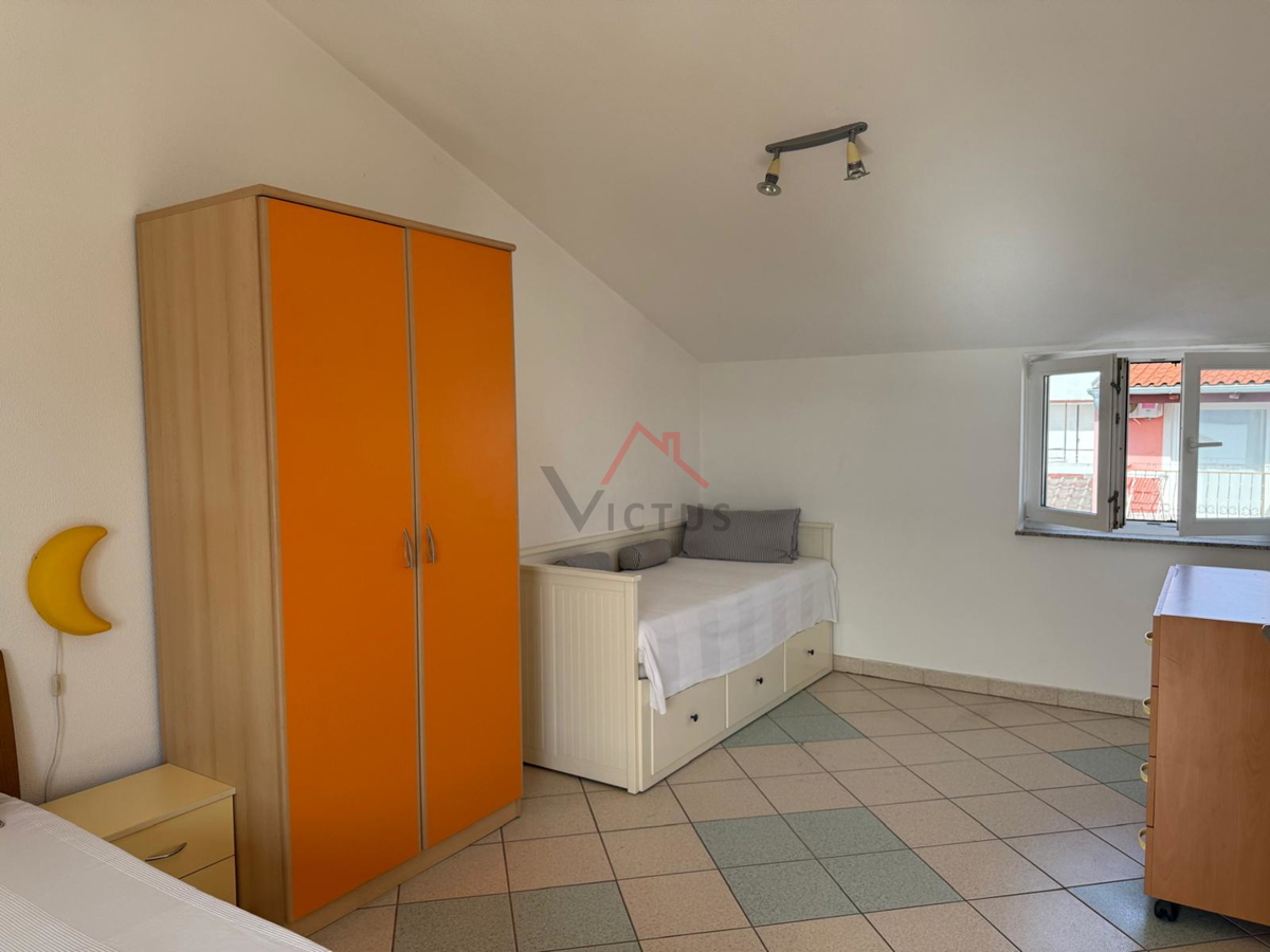 CRIKVENICA - Appartamento vicino al centro, 66 m2