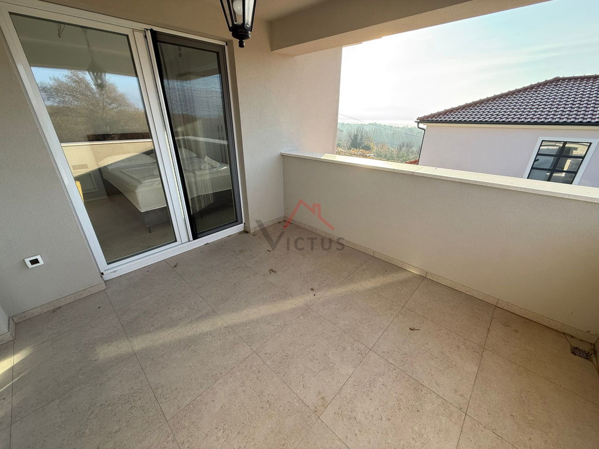 GARICA - Villa con piscina e centro benessere