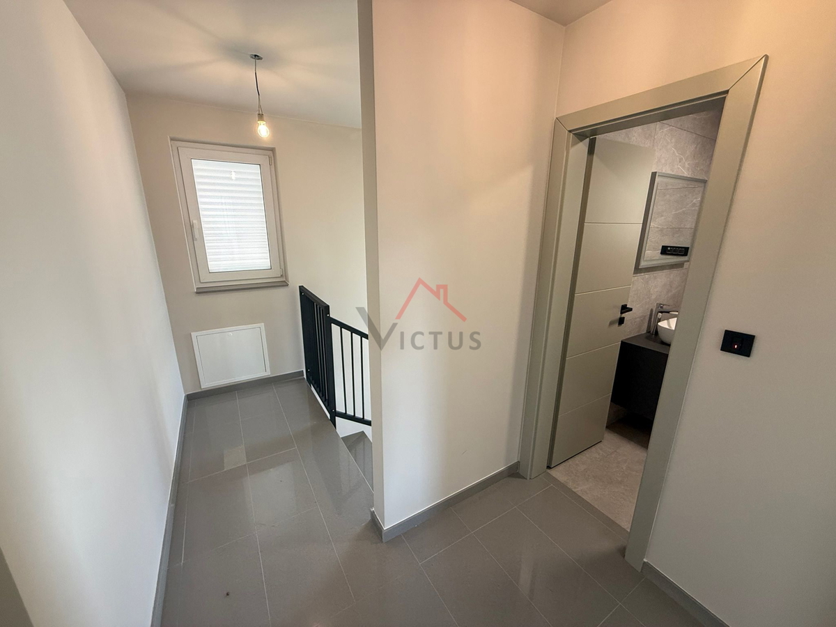 GARICA - Villa con piscina e centro benessere