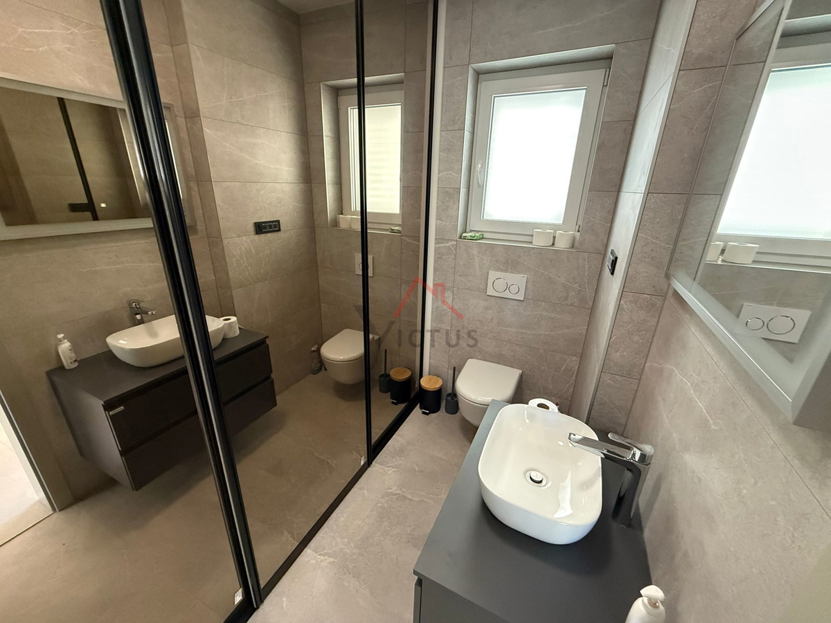 GARICA - Villa con piscina e centro benessere