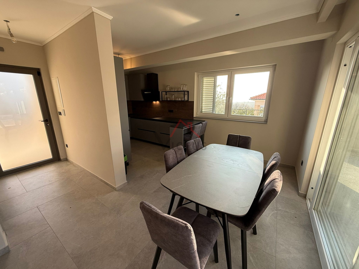 GARICA - Villa con piscina e centro benessere