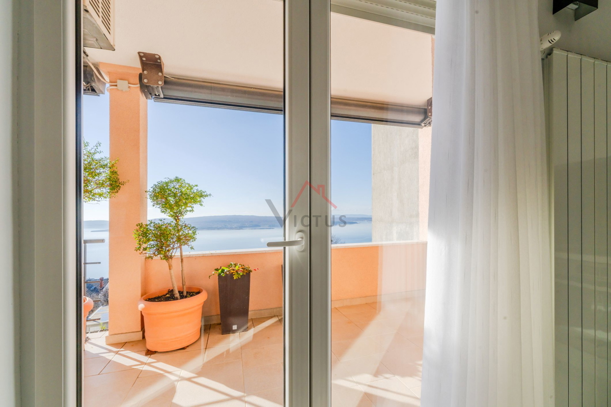 CRIKVENICA - Casa con 4 unità abitative e piscina