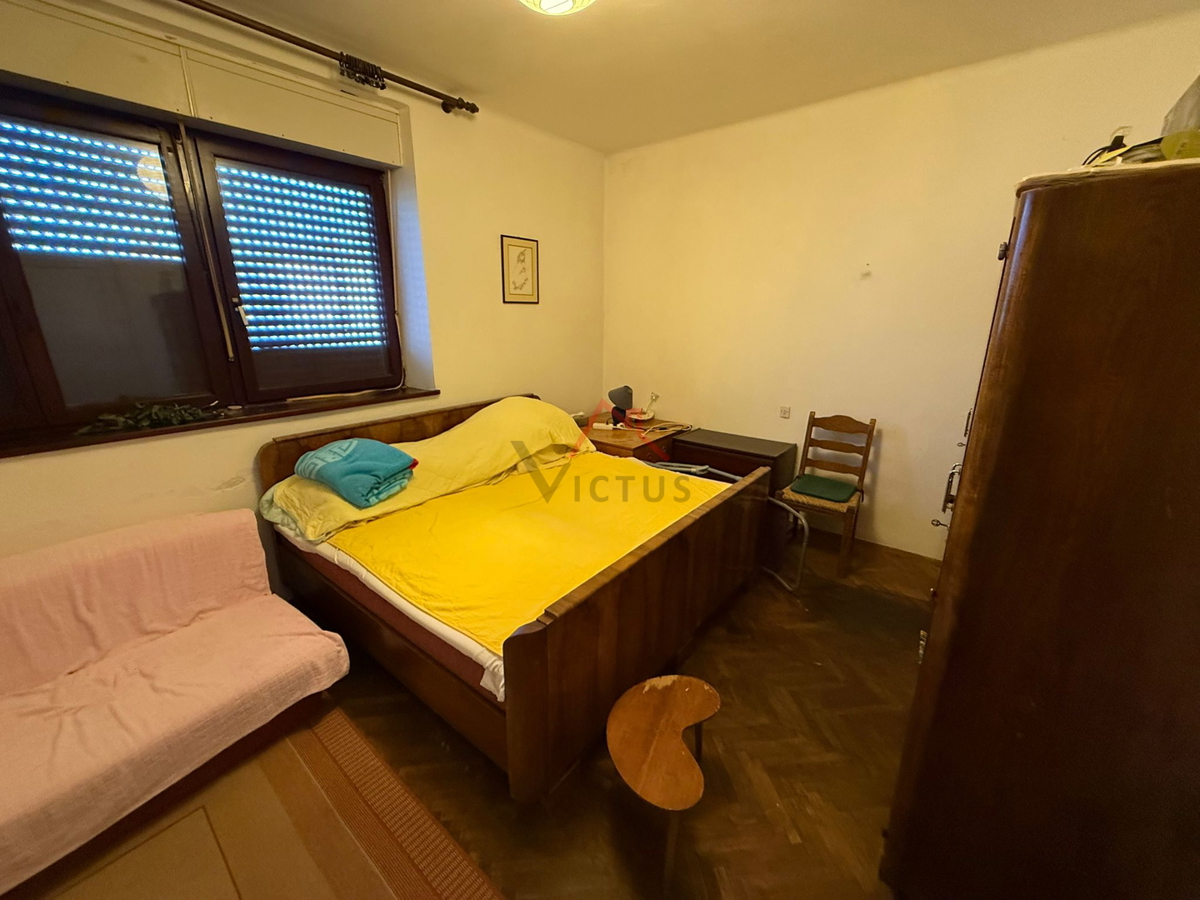 NOVI VINODOLSKI - Ampio appartamento nel centro della città, 80 m2