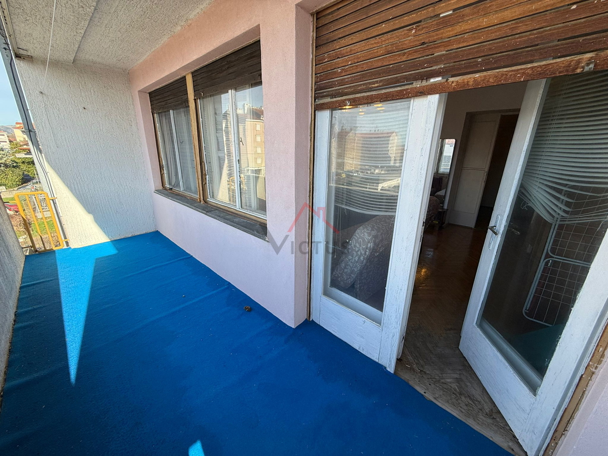 NOVI VINODOLSKI - Ampio appartamento nel centro della città, 80 m2