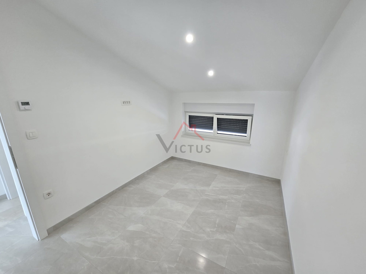 CRIKVENICA - Appartamento con 2 camere da letto, secondo piano, 70 m2