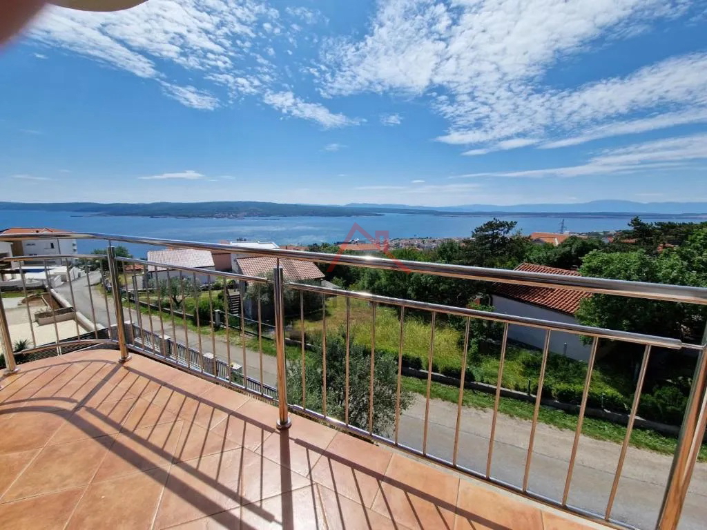 CRIKVENICA - 2 camere da letto, appartamento con balcone e vista mare, 101 m2