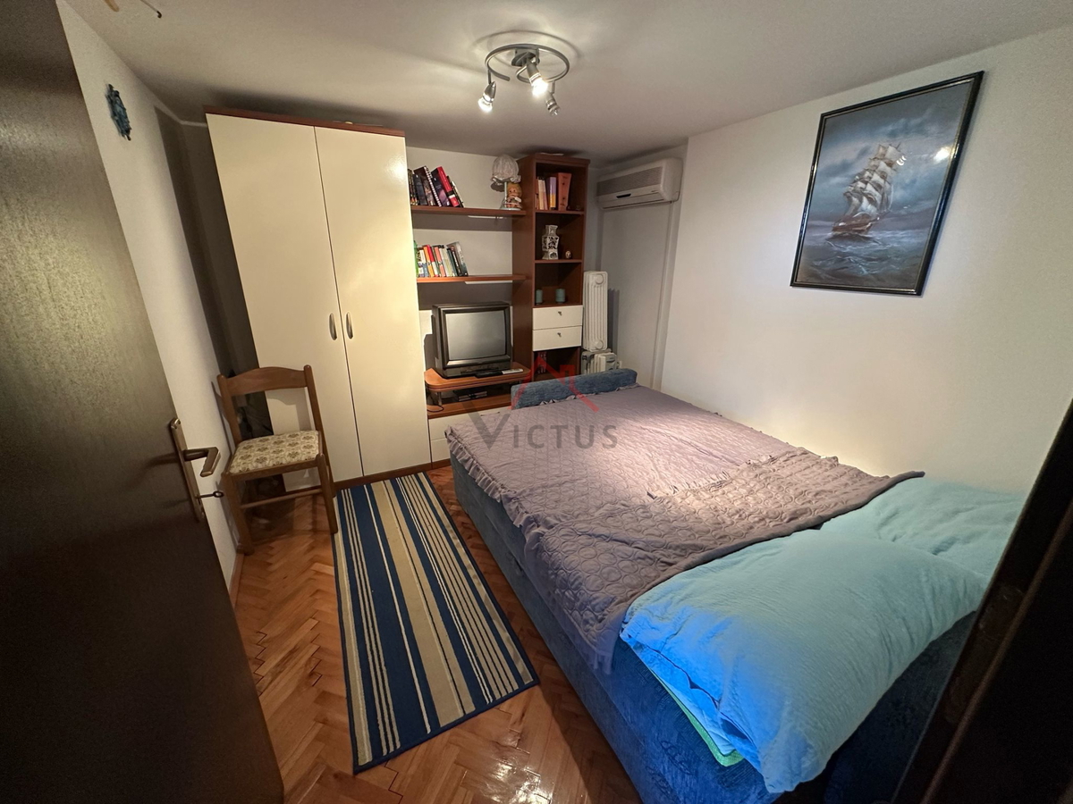 DRAMALJ - 2 camere + soggiorno, 80 m dal mare