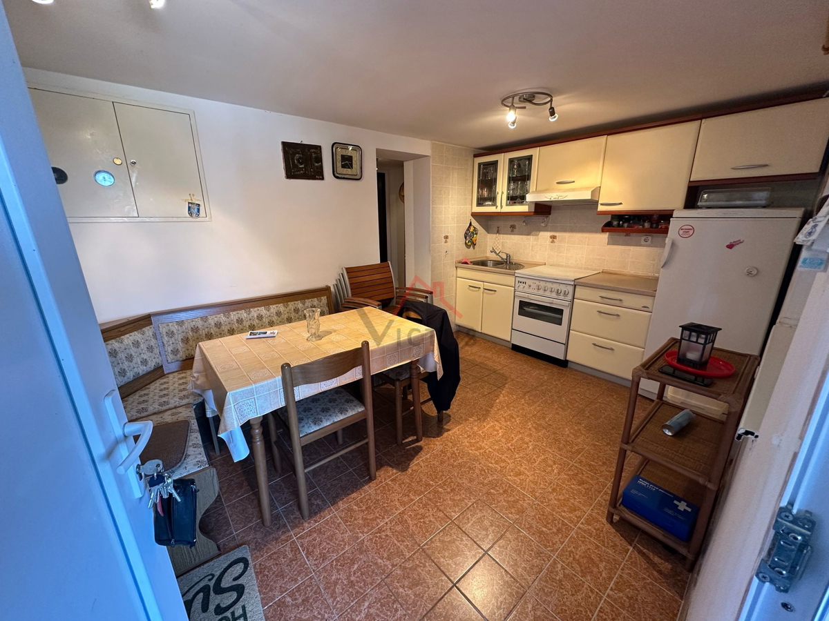 DRAMALJ - 2 camere + soggiorno, 80 m dal mare