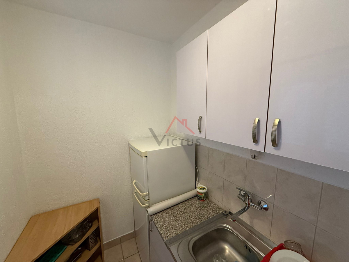 DRAMALJ - 1S+DB, appartamento con vista mare