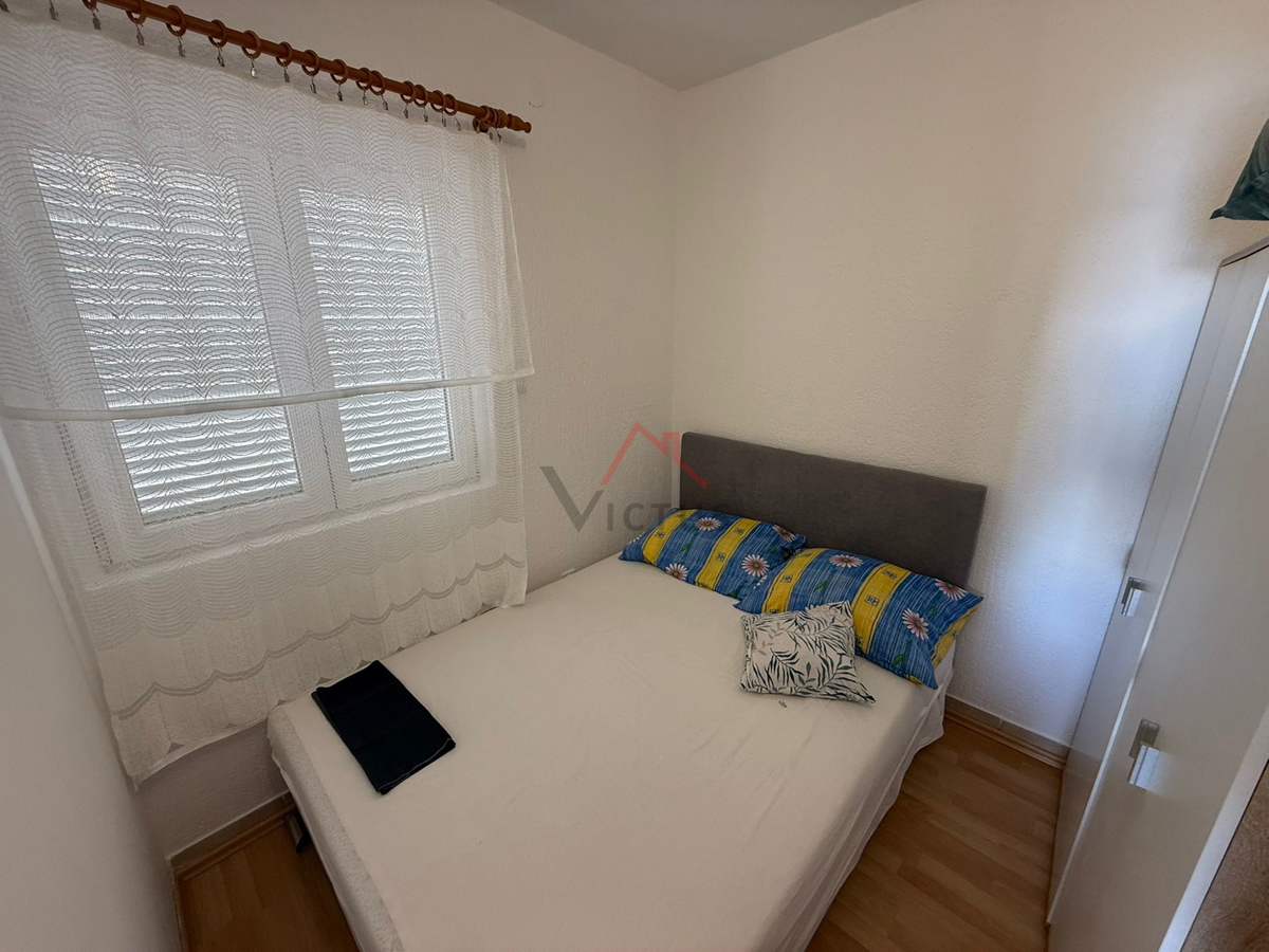 DRAMALJ - 1S+DB, appartamento con vista mare