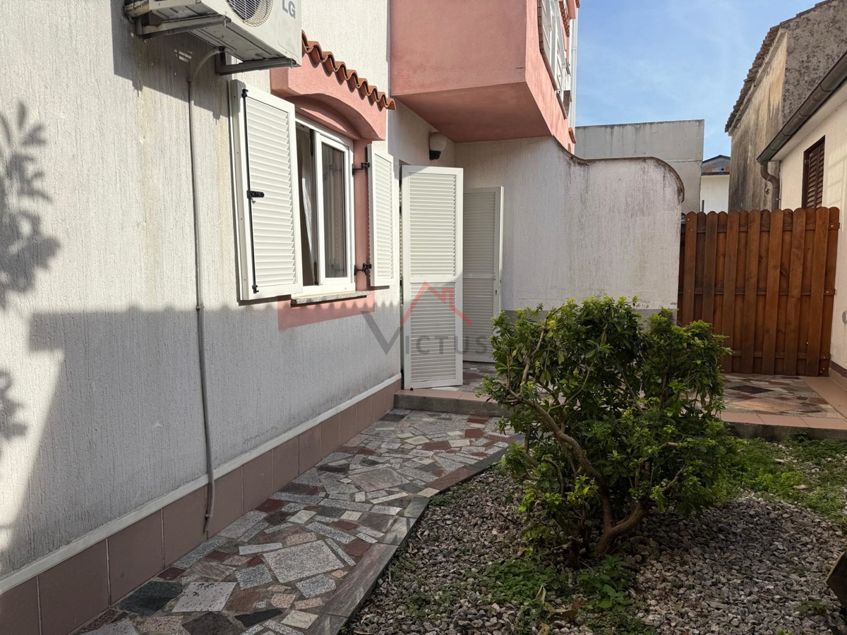 CRIKVENICA - Appartamento al piano terra non lontano dal centro, 37 m2