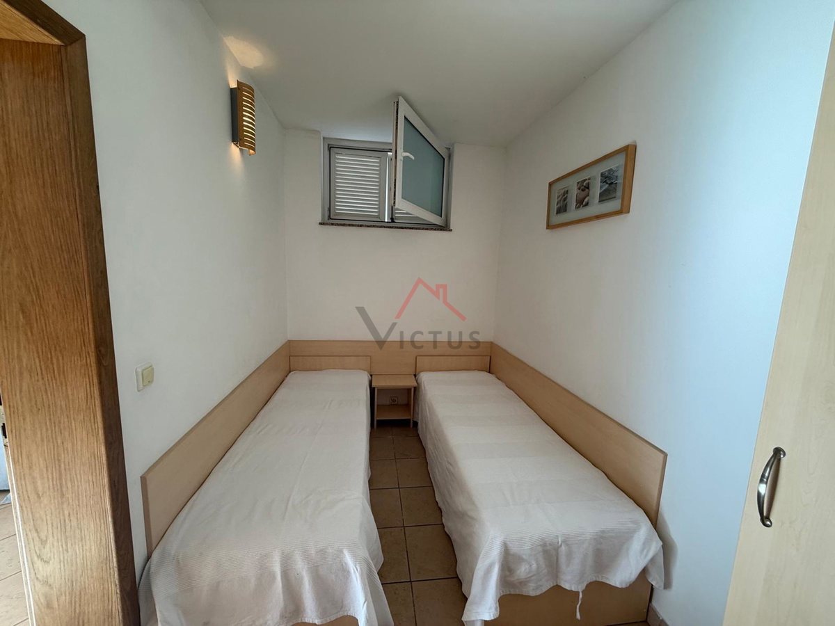 CRIKVENICA - Appartamento al piano terra non lontano dal centro, 37 m2