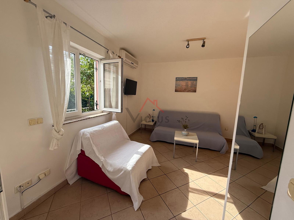 CRIKVENICA - Appartamento al piano terra non lontano dal centro, 37 m2