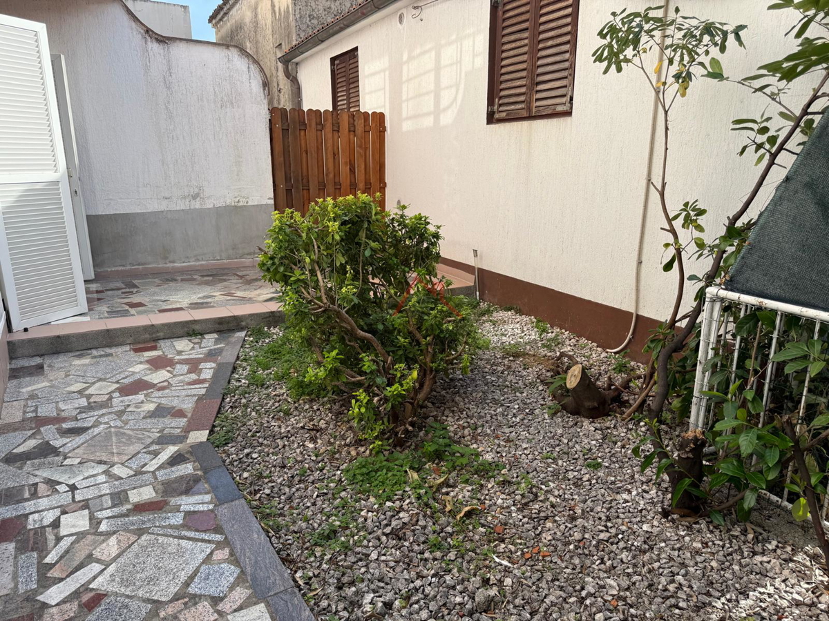 CRIKVENICA - Appartamento al piano terra non lontano dal centro, 37 m2