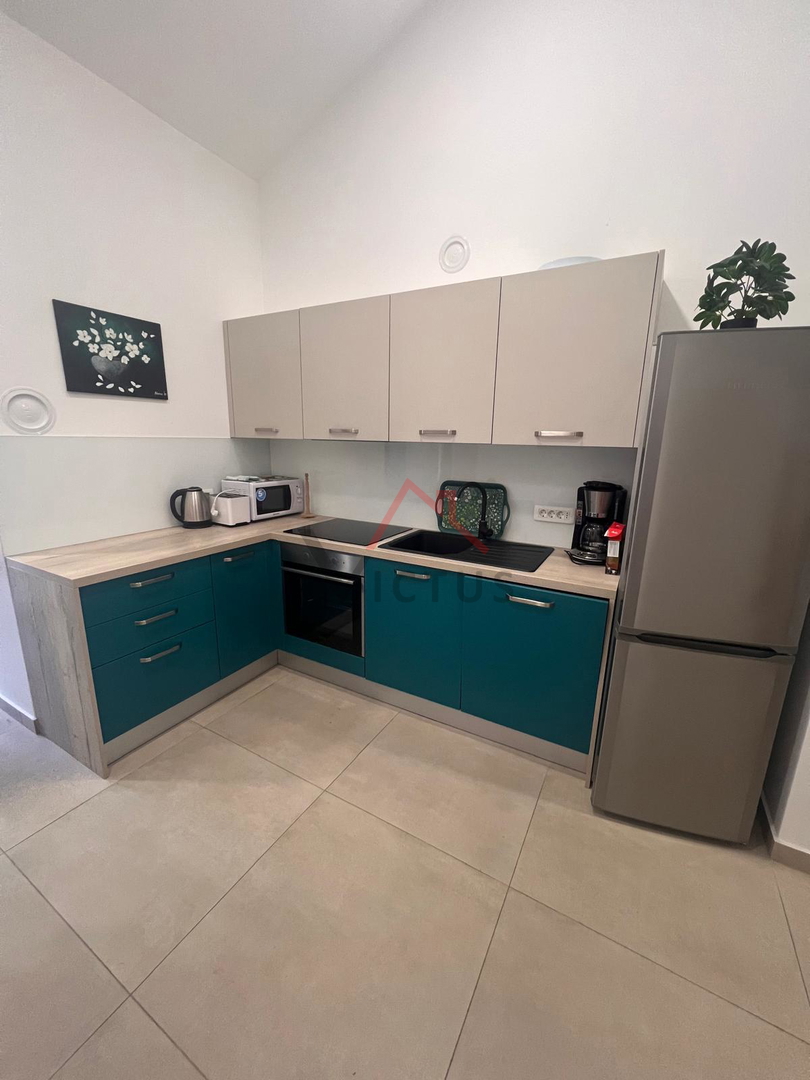 SOLINE - 2 camere più soggiorno/pranzo, appartamento al secondo piano, 63 m2