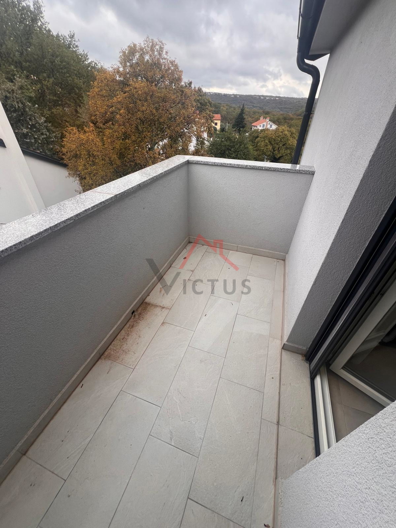 SOLINE - 2 camere più soggiorno/pranzo, appartamento al secondo piano, 63 m2