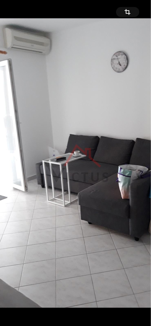 DRAMALJ - Monolocale con vista mare e parcheggio, 34 m2