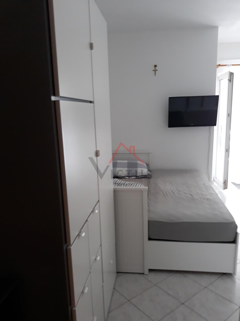 DRAMALJ - Monolocale con vista mare e parcheggio, 34 m2