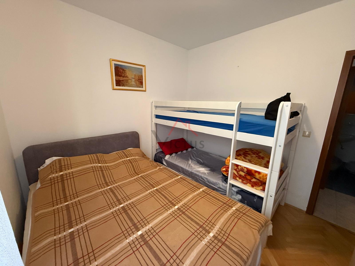 CRIKVENICA - 1S+DB, appartamento a 250 m dal mare, 49 m2