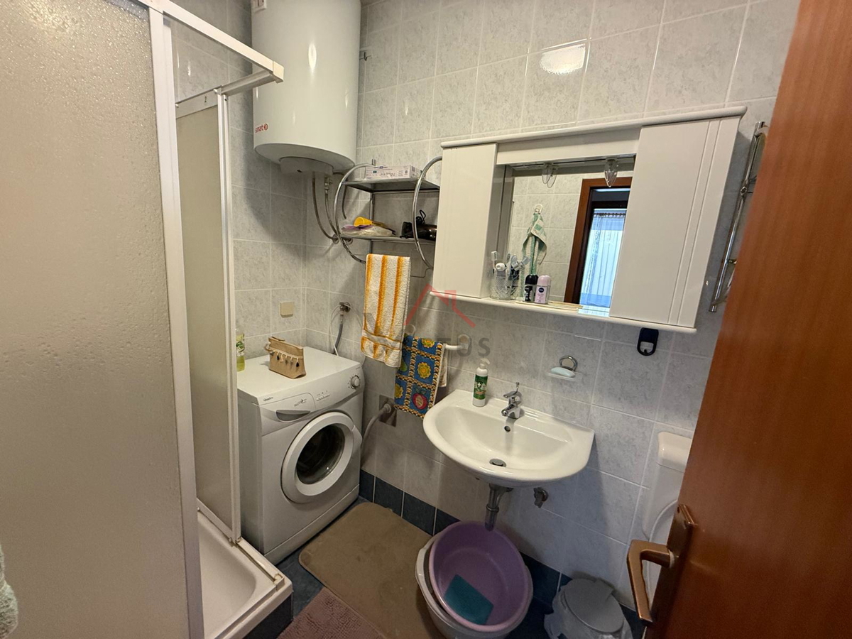 CRIKVENICA - 1S+DB, appartamento a 250 m dal mare, 49 m2