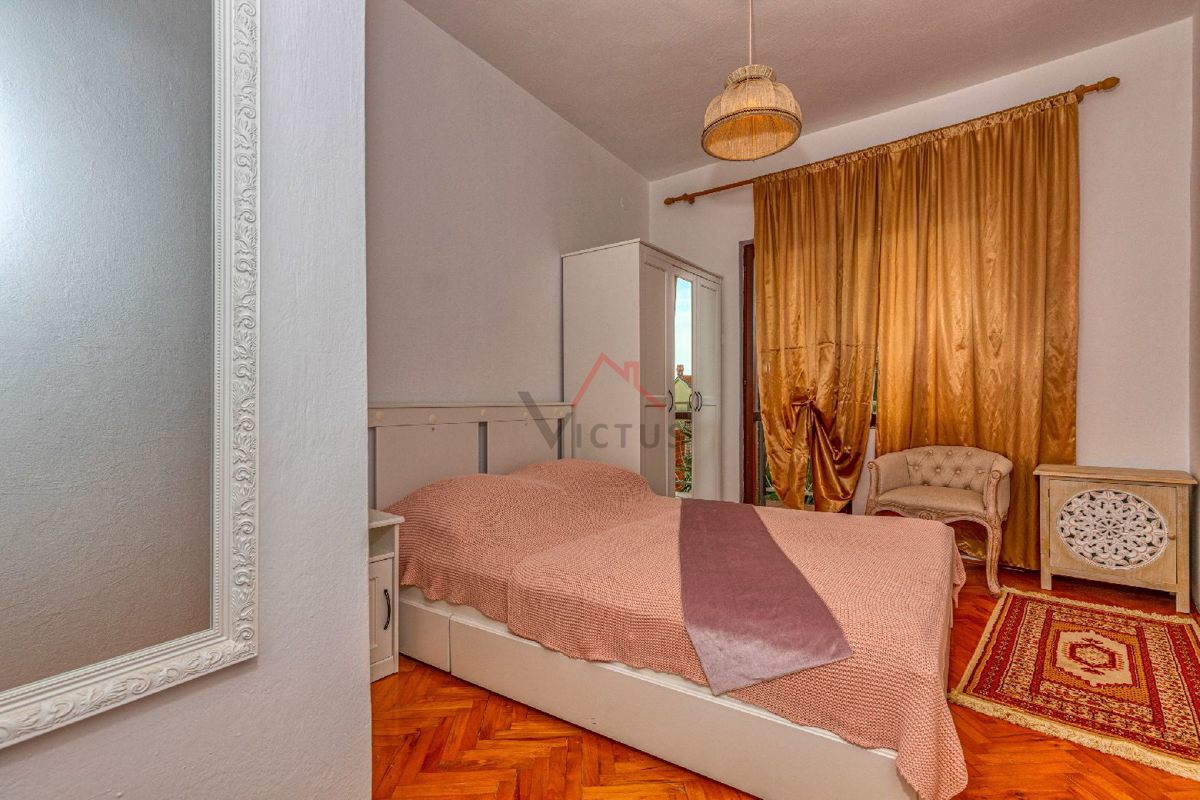 NOVI VINODOLSKI - Piccola casa non lontano dal centro