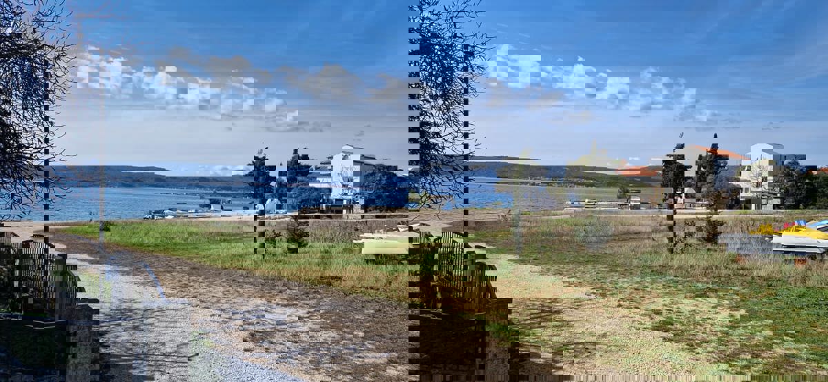 Sveti Petar na Moru, casa ristrutturata, 3 appartamenti (195 m2), 50 metri dal mare, vista!