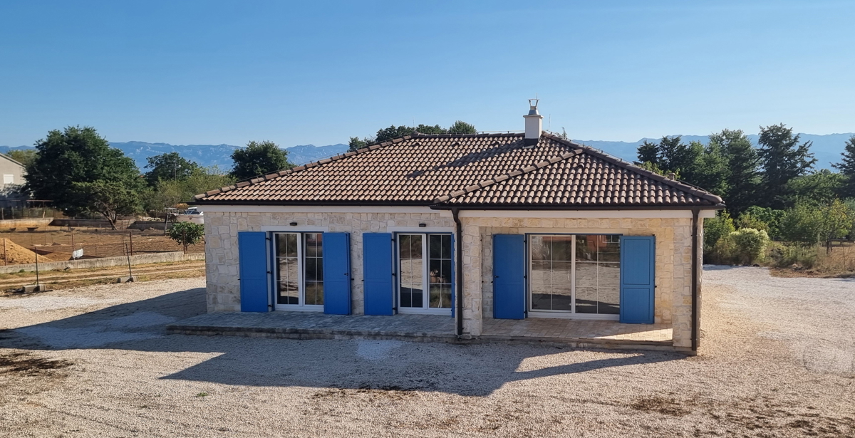 Appartamenti a Nini, Dalmazia, casa in pietra (107 m2), NUOVA COSTRUZIONE