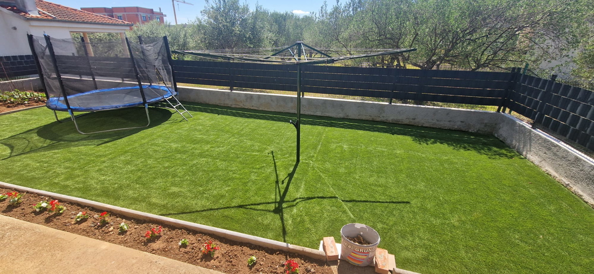 Sukošan, casa con appartamenti (915m2) con 11 appartamenti