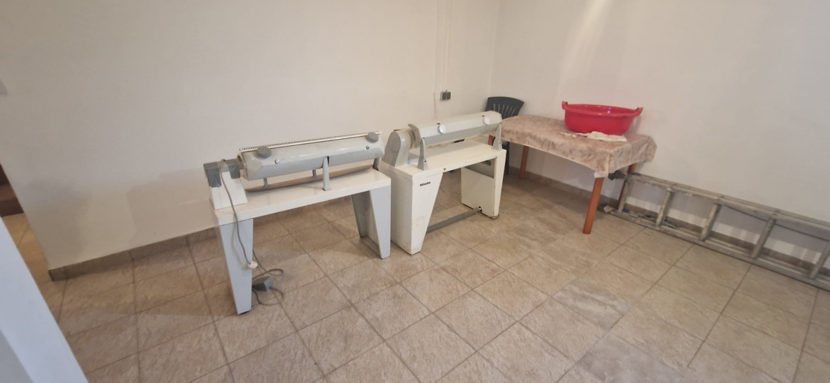 Sukošan, casa con appartamenti (915m2) con 11 appartamenti