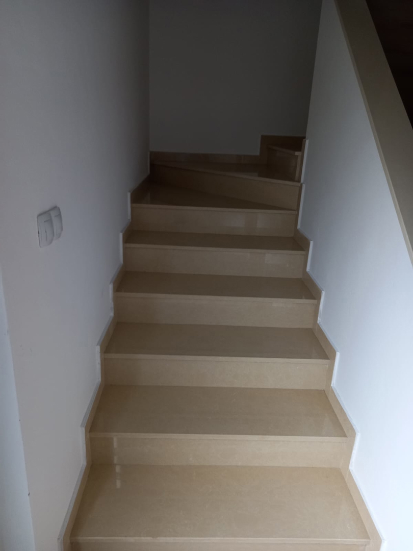 Vir, nuova casa con due appartamenti (188m2), 300 metri dalla spiaggia