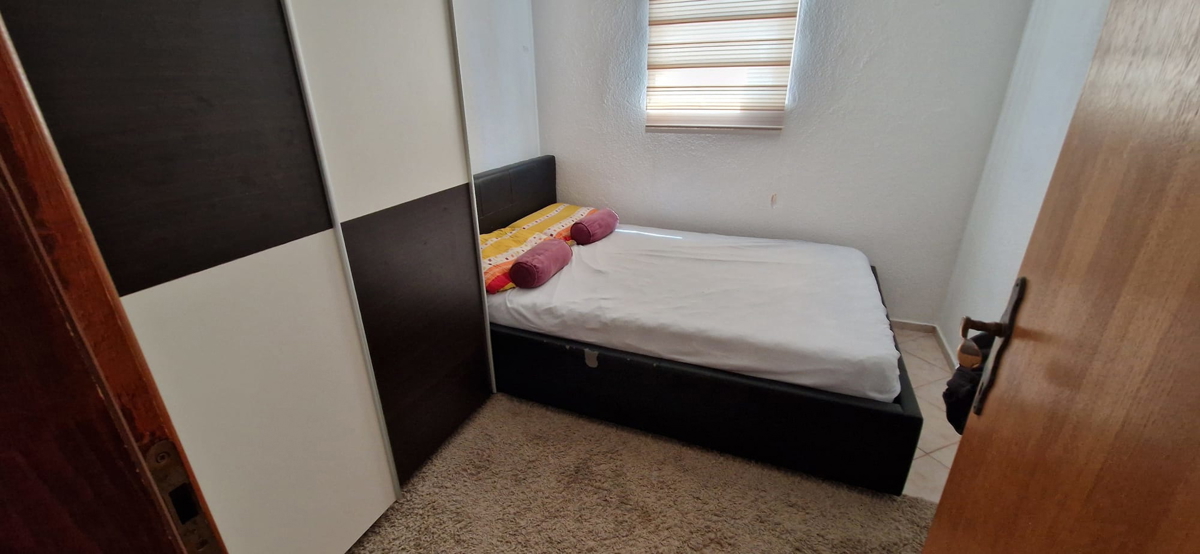 Vir, casa con 2 appartamenti (148 m2), a 150 metri dalla spiaggia