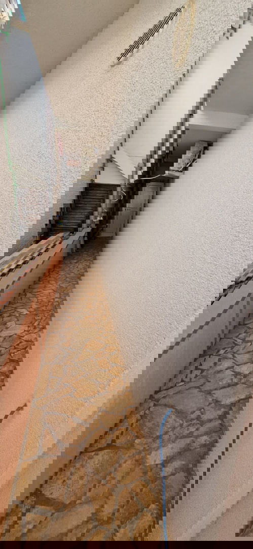 Vir, casa con 2 appartamenti (148 m2), a 150 metri dalla spiaggia