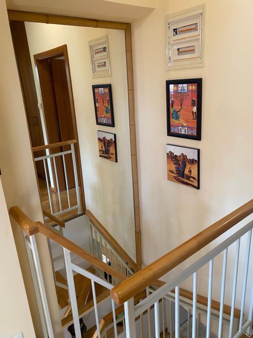 Petrčane, appartamento su due livelli (119,94 m²) con splendido giardino