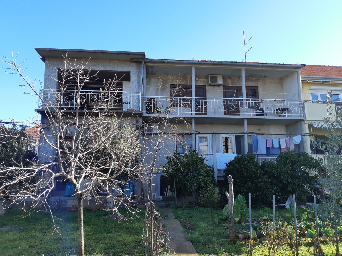 Zadar, Višnjik, eccellente casa (269m2) in posizione top con ampio giardino