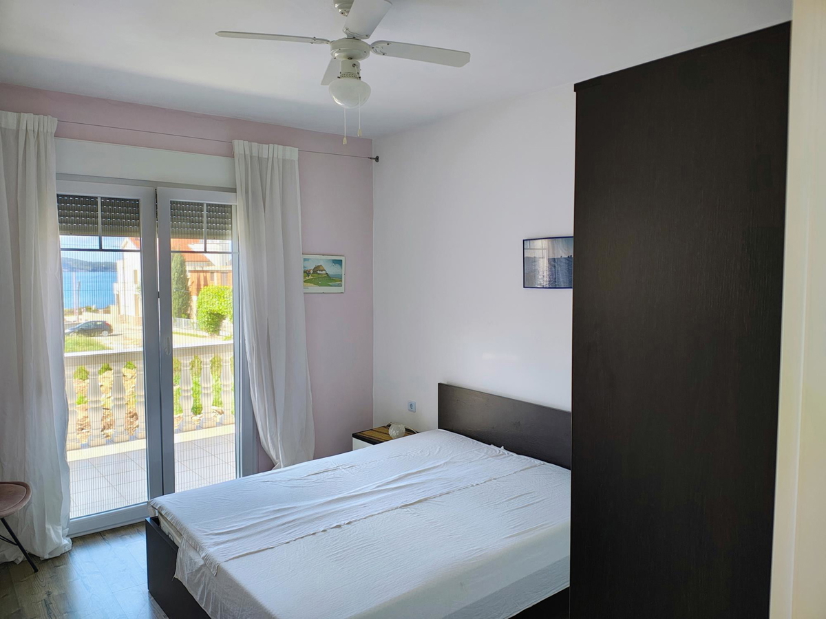 Sukošan, splendida casa (240m2) con ampio giardino, a 100 metri dal mare, VISTA