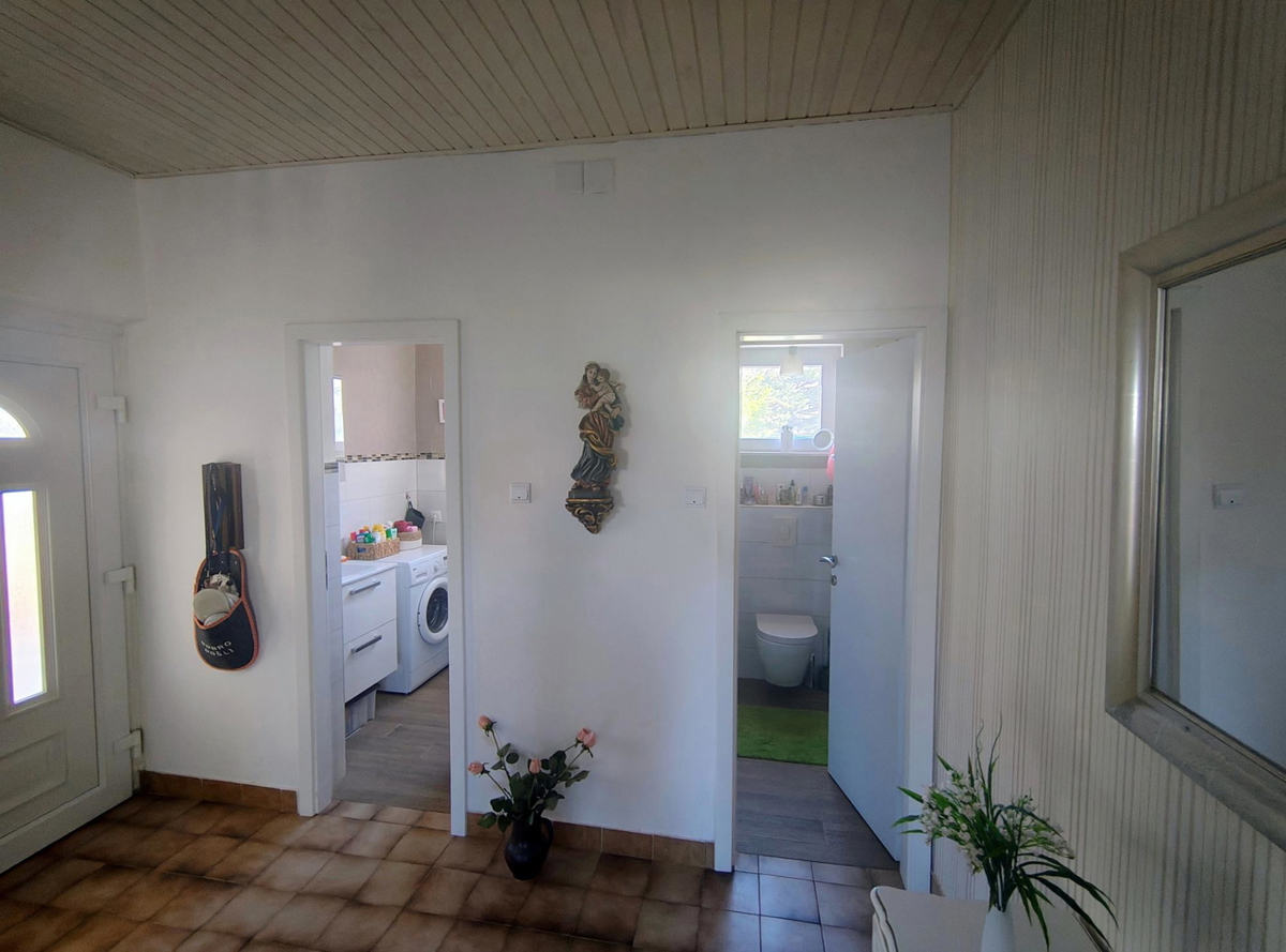 Sukošan, splendida casa (240m2) con ampio giardino, a 100 metri dal mare, VISTA