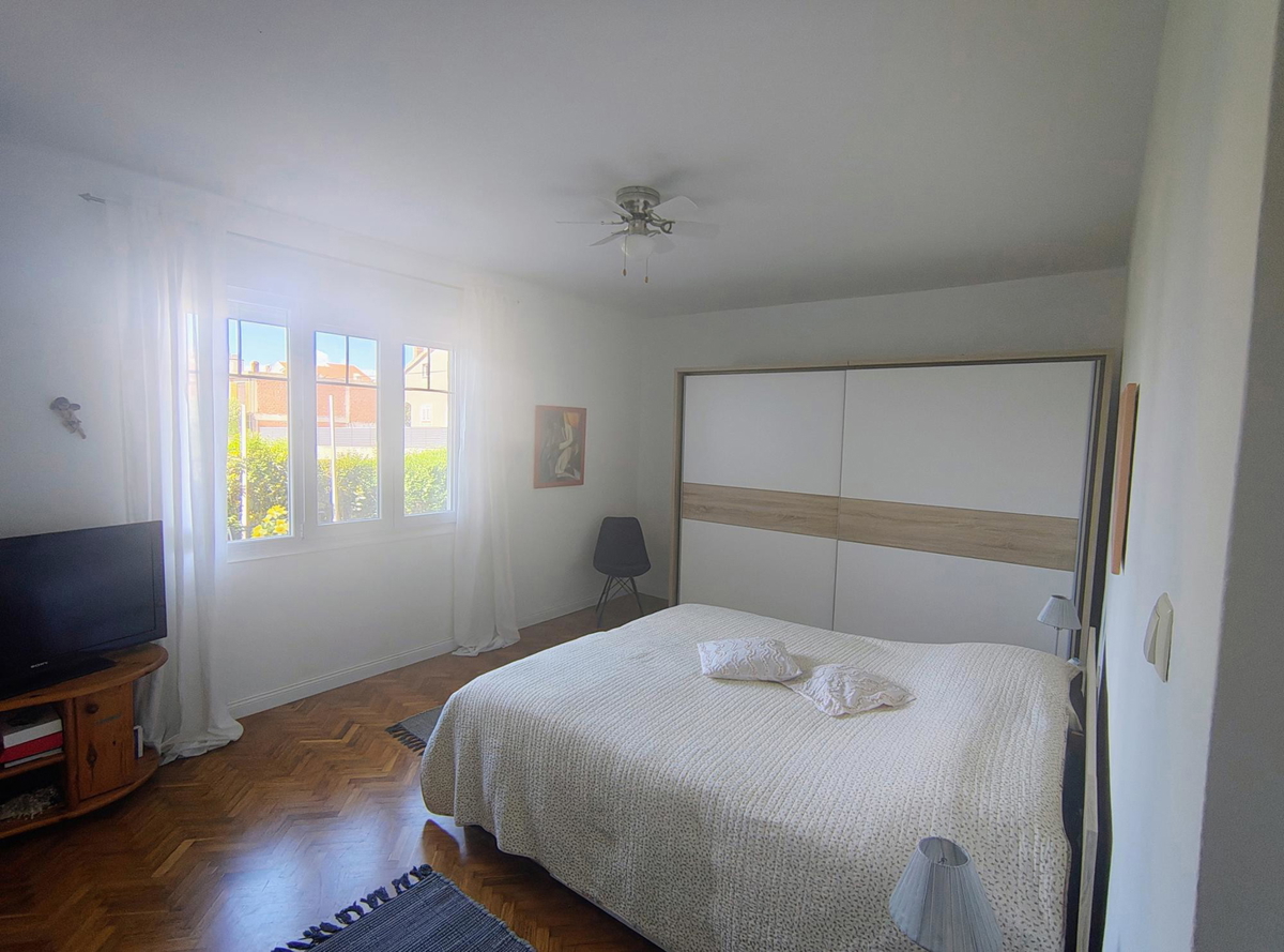 Sukošan, splendida casa (240m2) con ampio giardino, a 100 metri dal mare, VISTA