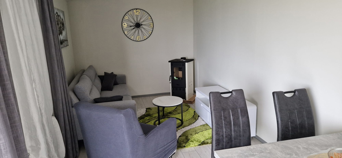 Zadar - terreno agricolo (400m2) con casa mobile