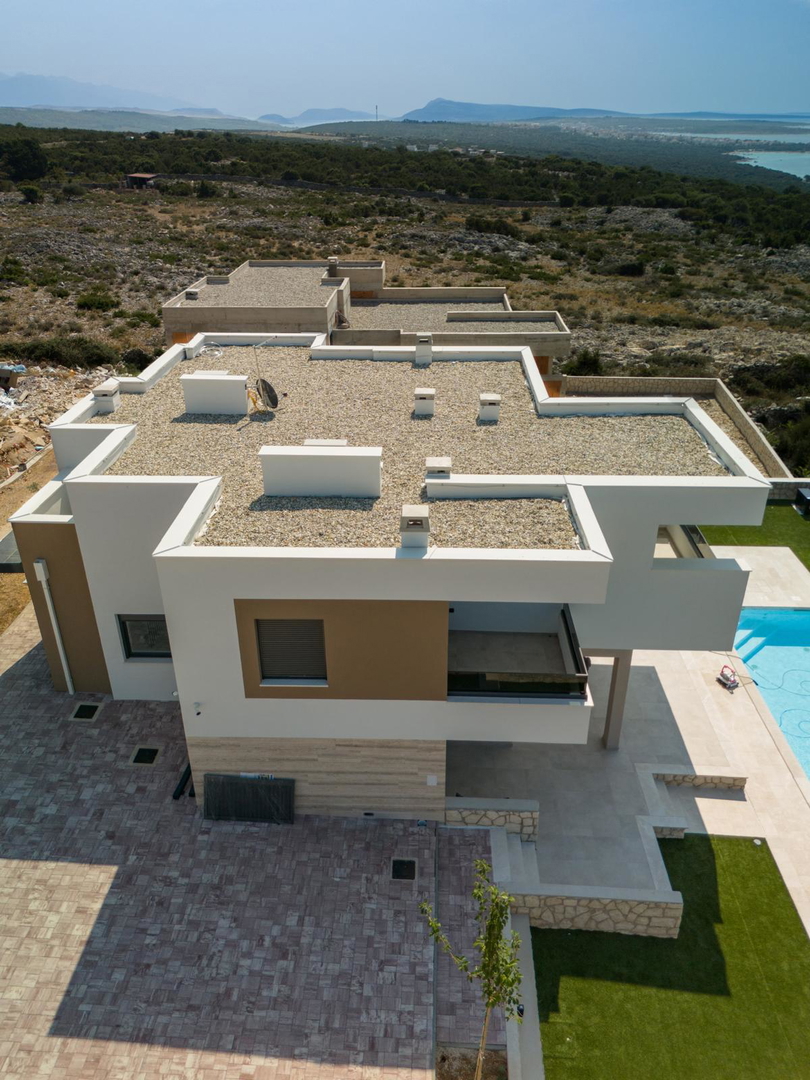Novalja, località Škuncini, villa moderna (238 m2) con piscina e vista panoramica sul mare, NUOVA COSTRUZIONE
