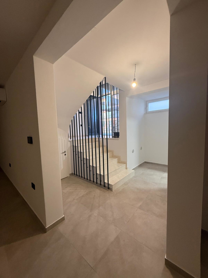 Novalja, località Škuncini, villa moderna (238 m2) con piscina e vista panoramica sul mare, NUOVA COSTRUZIONE