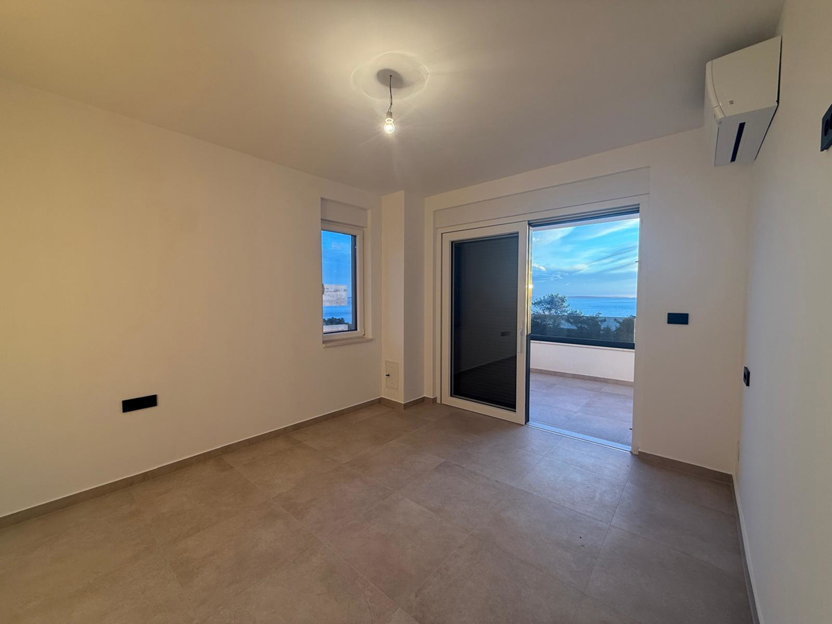 Novalja, località Škuncini, villa moderna (238 m2) con piscina e vista panoramica sul mare, NUOVA COSTRUZIONE