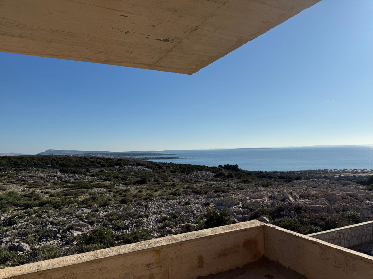 Novalja, Škuncini stani, villa moderna (238m2) in costruzione con piscina e vista panoramica sul mare