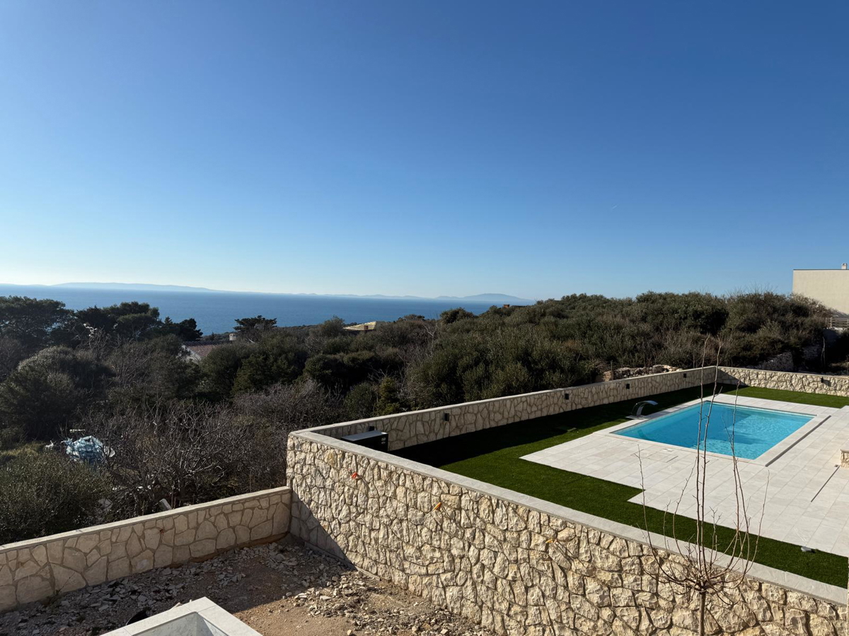 Novalja, Škuncini stani, villa moderna (238m2) in costruzione con piscina e vista panoramica sul mare