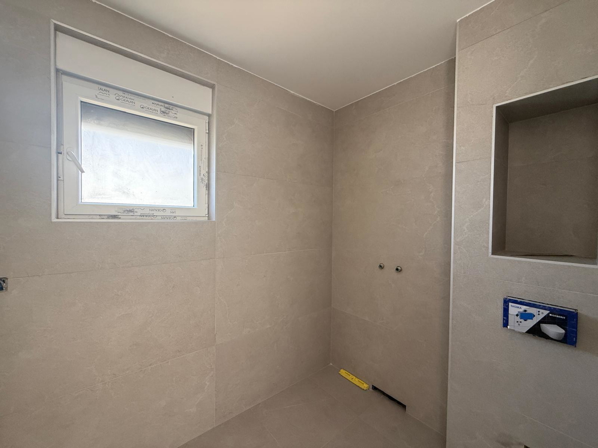 Novalja, Škuncini stani, villa moderna (238m2) in costruzione con piscina e vista panoramica sul mare