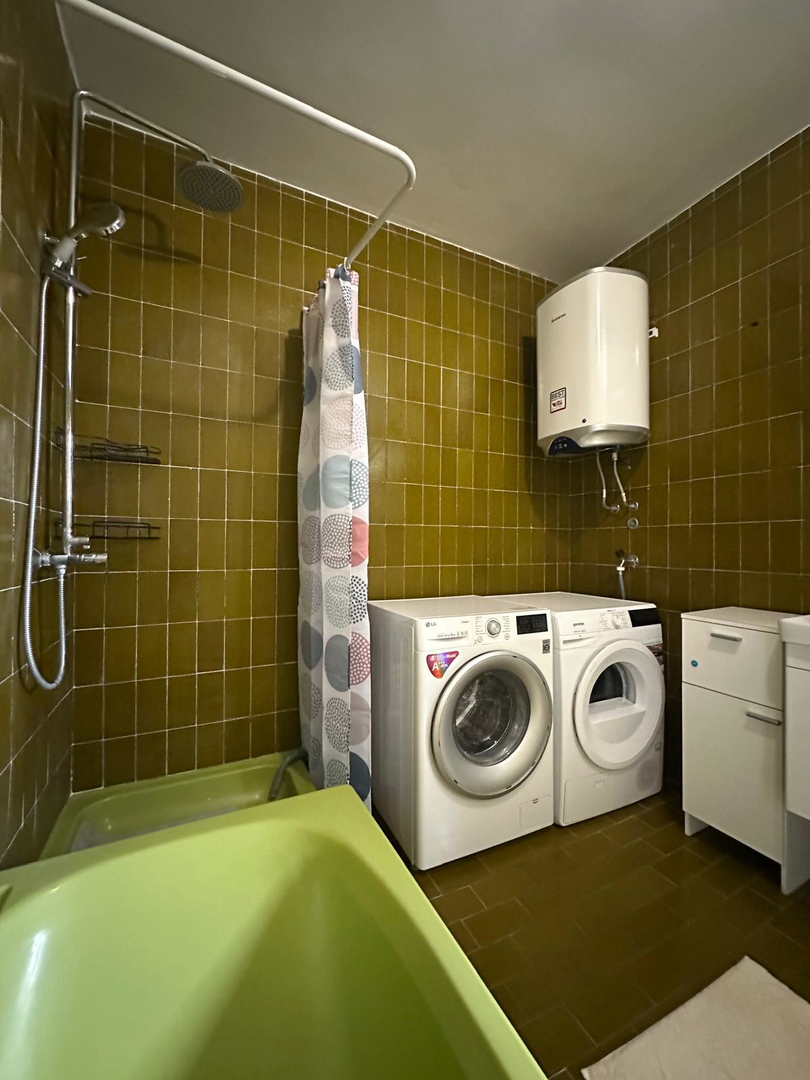 Zara, Brodarica, appartamento quadrilocale (104,25 m2) in posizione eccellente